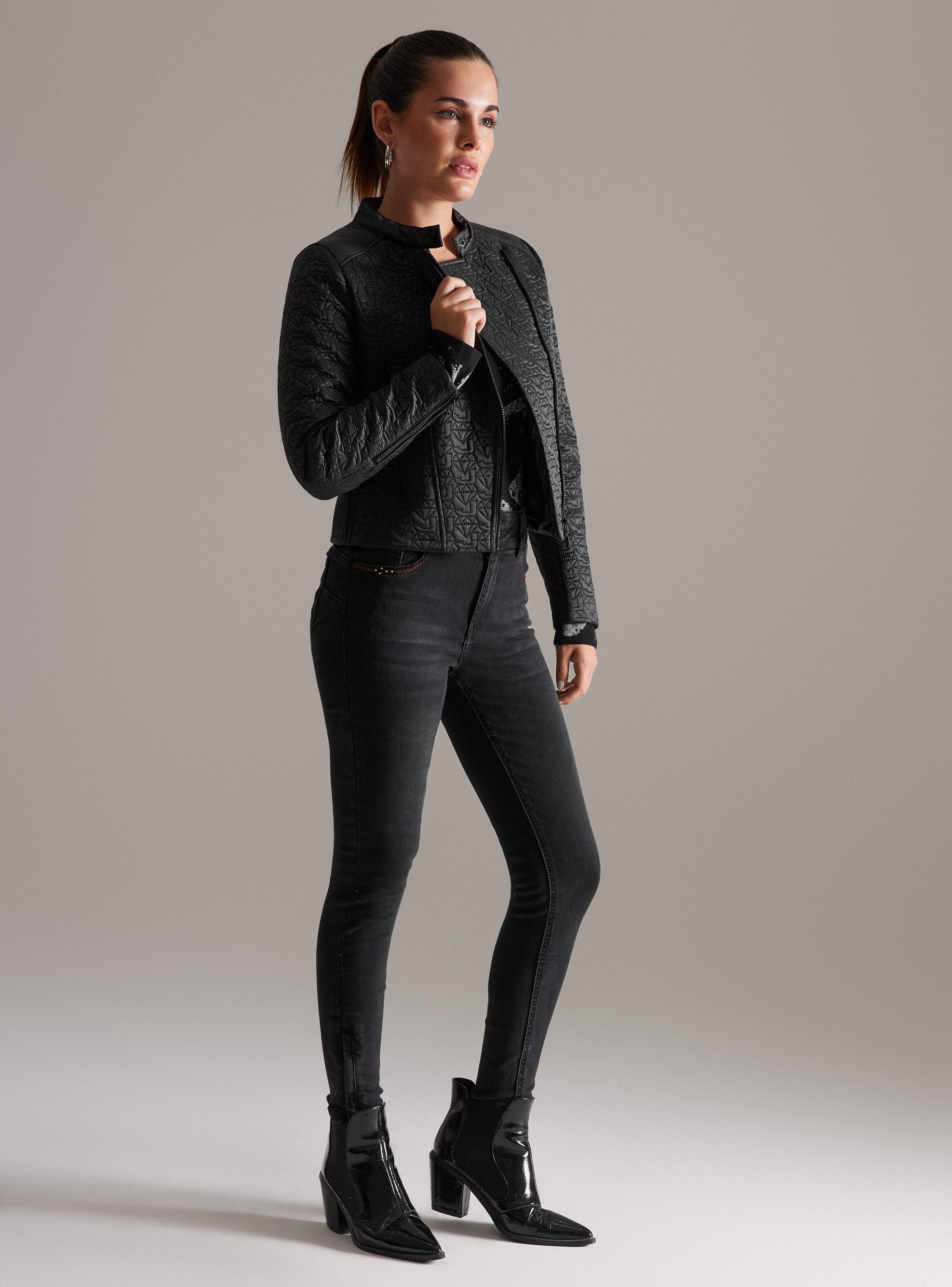 Parka Biker Acolchado Marca JJO